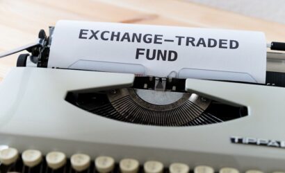 xrp-most-likely-to-get-us-spot-etf-approval-ahead-of-sol-doge-analysts-iVfh3vlp.jpg